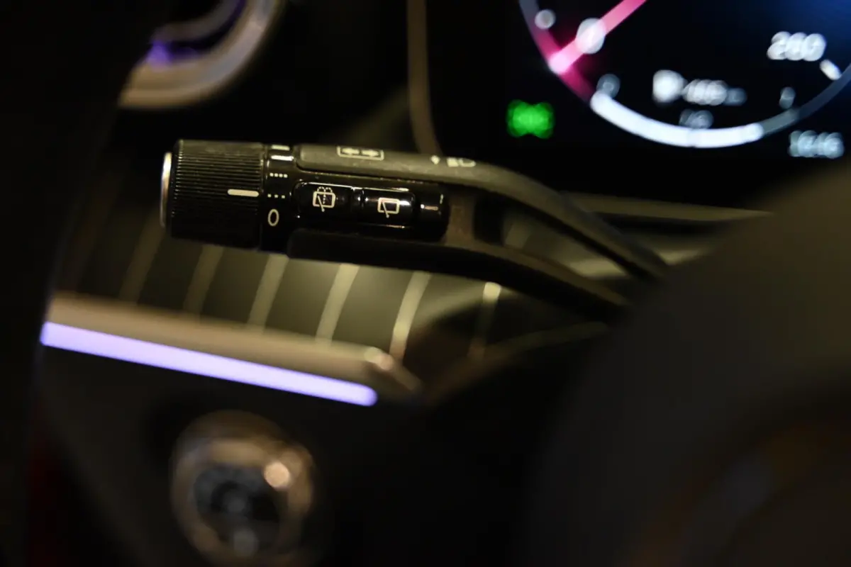 300 e AMG Line - Stoelventilatie - Memory - Distronic - HUD - Volleer - Stuurverwarming - Trekhaak -
