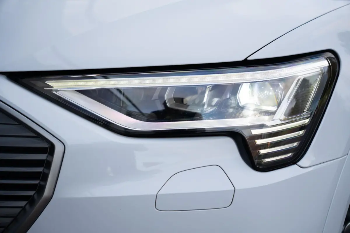 55 Quattro 95 kWh|Advanced S-Line|1ste Eig|Trekhaak|Luchtvering|Virtual|Adaptive Cruise control|360° Camera|Dealer Onderhouden