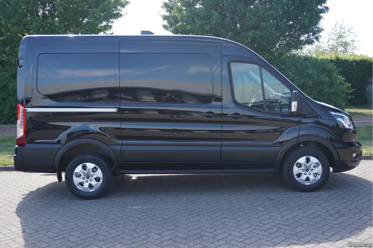 350M L2H2 Limited AUT-8 165PK BPM VRIJ Navi, 360 Cam, ACC, Xenon, Lm Velg, Trekhaak Garantie 9-2029!! NR. A117
