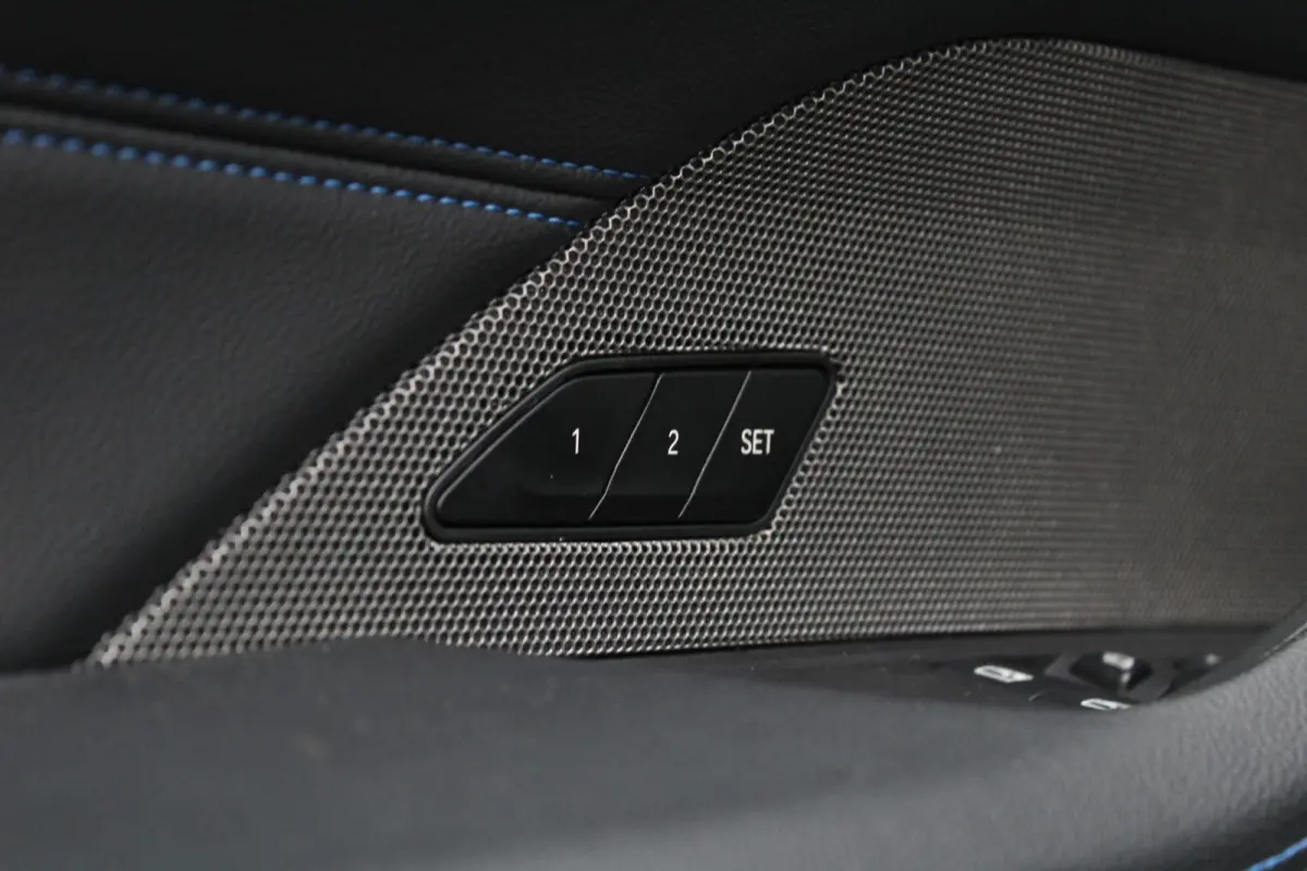 M440i xDrive M-Sport Pro High Executive | Harman Kardon | 20 Inch | Keyless | Elektrisch verstelbare stoelen