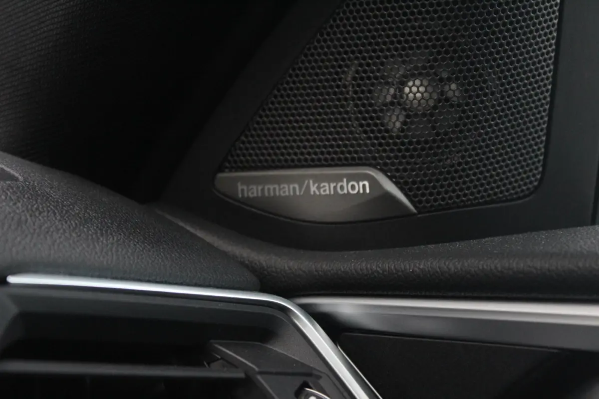 M440i xDrive M-Sport Pro High Executive | Harman Kardon | 20 Inch | Keyless | Elektrisch verstelbare stoelen