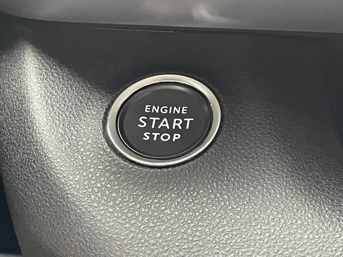 1.2 e-Hybrid Summit Nieuw Uit voorraad Leverbaar / Geen kenteken /