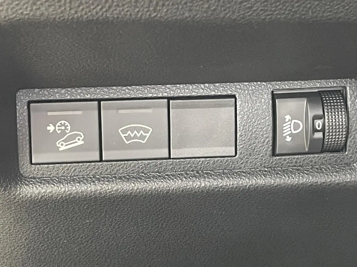 1.2 e-Hybrid Summit Nieuw Uit voorraad Leverbaar / Geen kenteken /