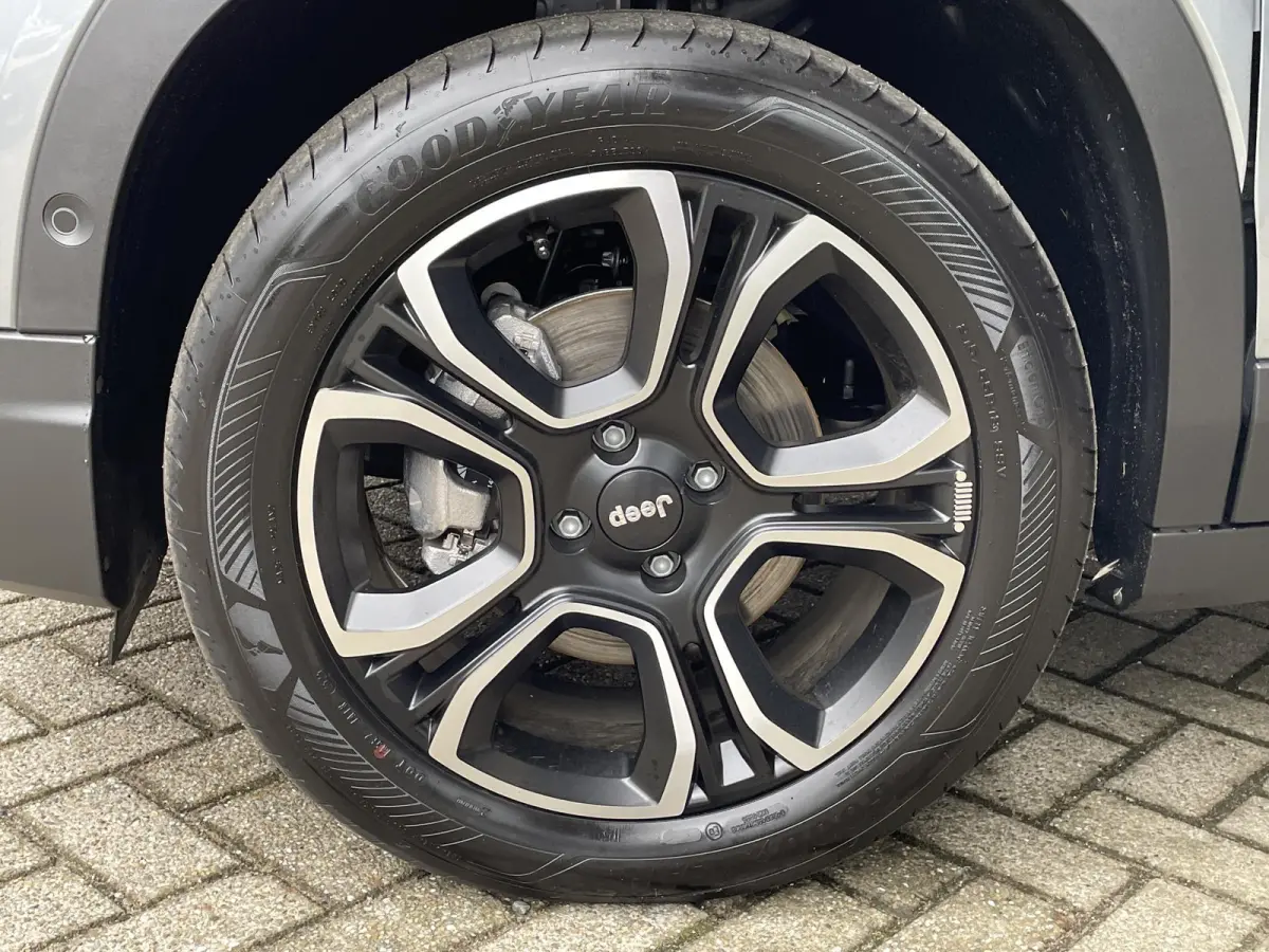 1.2 e-Hybrid Summit Nieuw Uit voorraad Leverbaar / Geen kenteken /