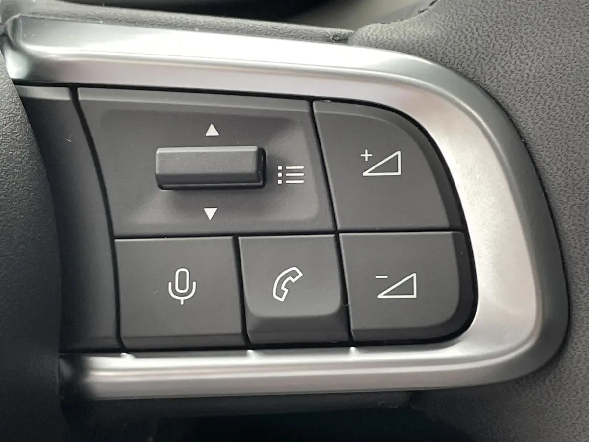 1.2 e-Hybrid Summit Nieuw Uit voorraad Leverbaar / Geen kenteken /