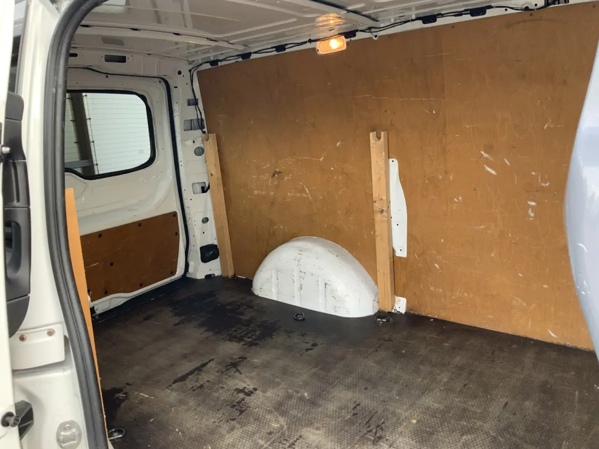 111 CDI Functional Airco 3 Zits Side Bar Trekhaak 2000 kg Euro 5