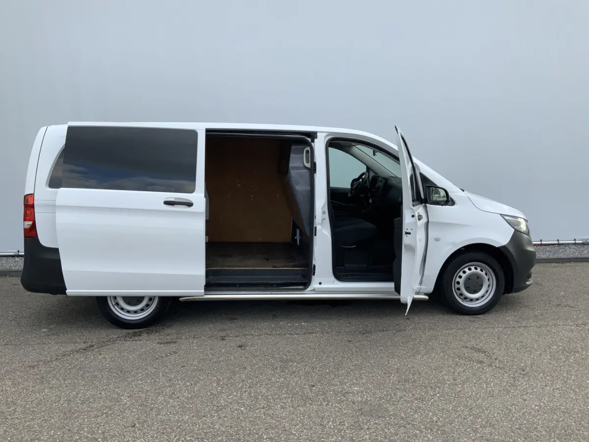 111 CDI Functional Airco 3 Zits Side Bar Trekhaak 2000 kg Euro 5