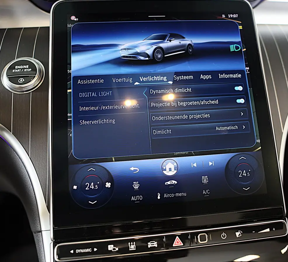 300 4MATIC AMG Line / Massage / Head Up / Memory / Aircap / Leder / Verkoeling / Burmester / 20 Inch