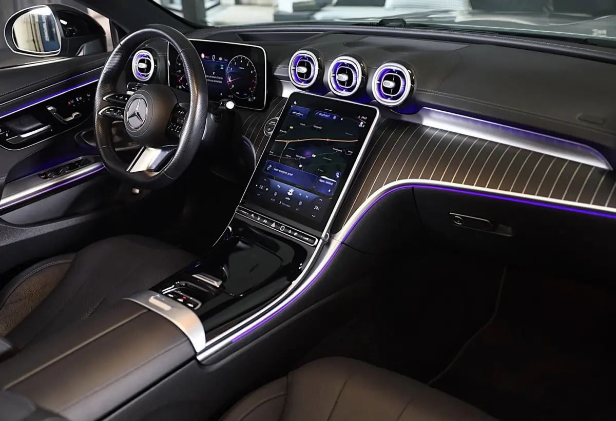 300 4MATIC AMG Line / Massage / Head Up / Memory / Aircap / Leder / Verkoeling / Burmester / 20 Inch