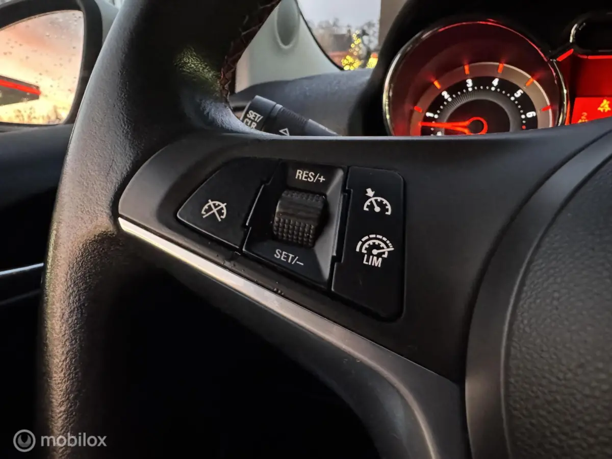 1.0 Turbo Jam Fav. | Airco | Cruise | LED | DAB | PDC