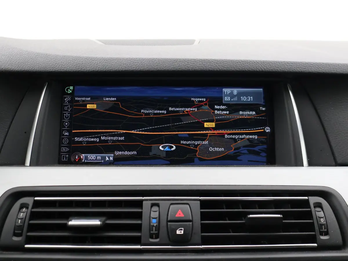 520i 260 PK M-SPORT INTERIEUR + EXTERIEUR | M SPORTSTOELEN | 20 INCH LMV