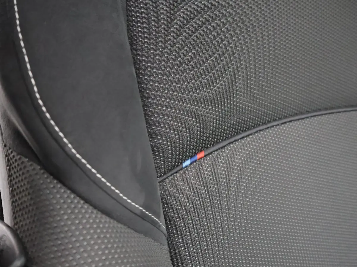 520i 260 PK M-SPORT INTERIEUR + EXTERIEUR | M SPORTSTOELEN | 20 INCH LMV