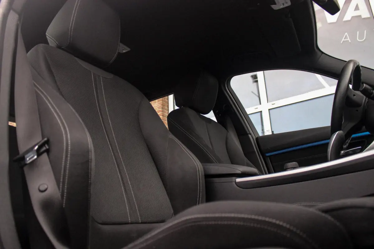 320i F31 M Sport Edition | M-pakket | 2e eigenaar | 18 inch | LED | Automaat | PDC | Cruise-control | Climate-control | 4 cilinder | 184 pk | Origineel