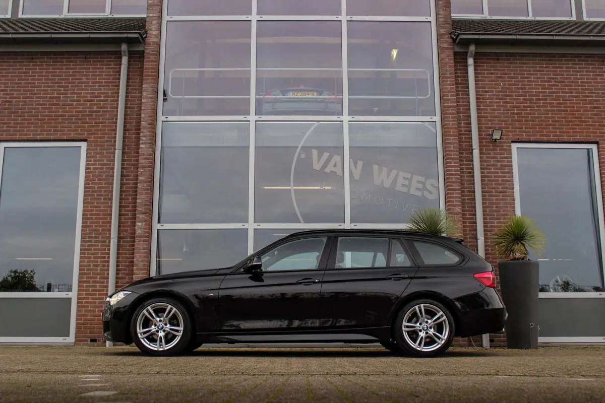 320i F31 M Sport Edition | M-pakket | 2e eigenaar | 18 inch | LED | Automaat | PDC | Cruise-control | Climate-control | 4 cilinder | 184 pk | Origineel