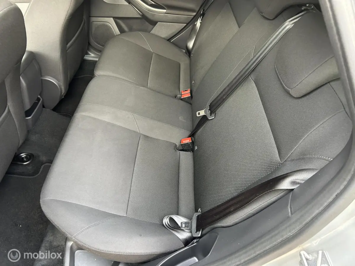 1.0 Trend * AUTOMAAT * 125 PK * NAVIGATIE * AIRCO