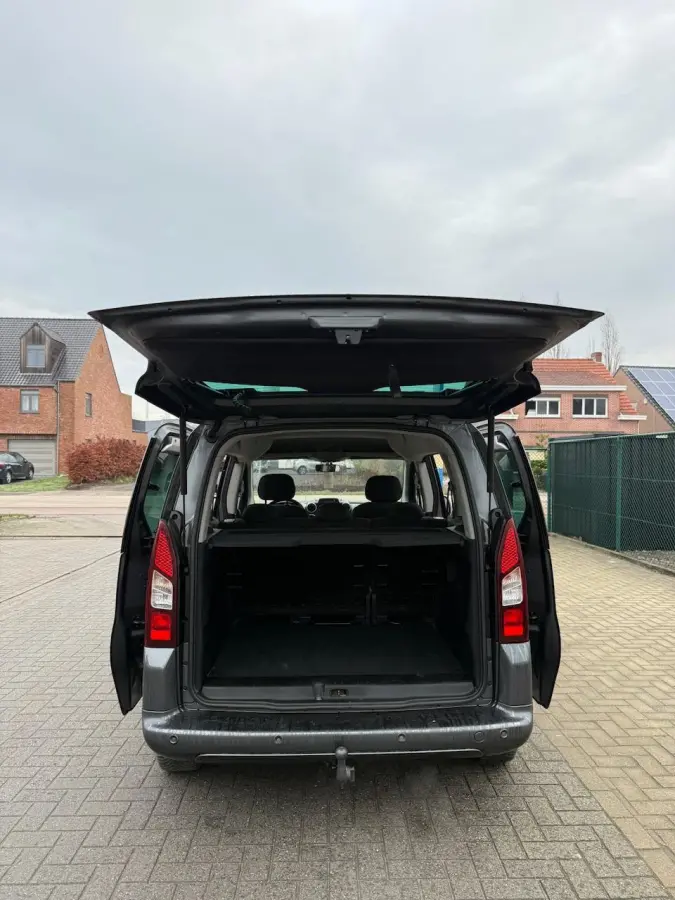 1.2 BENZINE| CAMERA |TREKHAAK | NIEUWE RIEM