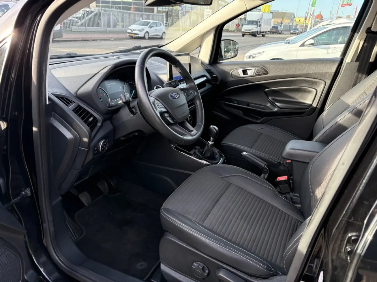 1.0 EcoBoost Titanium
