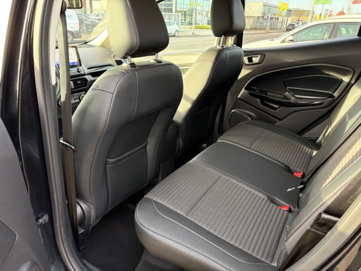 1.0 EcoBoost Titanium