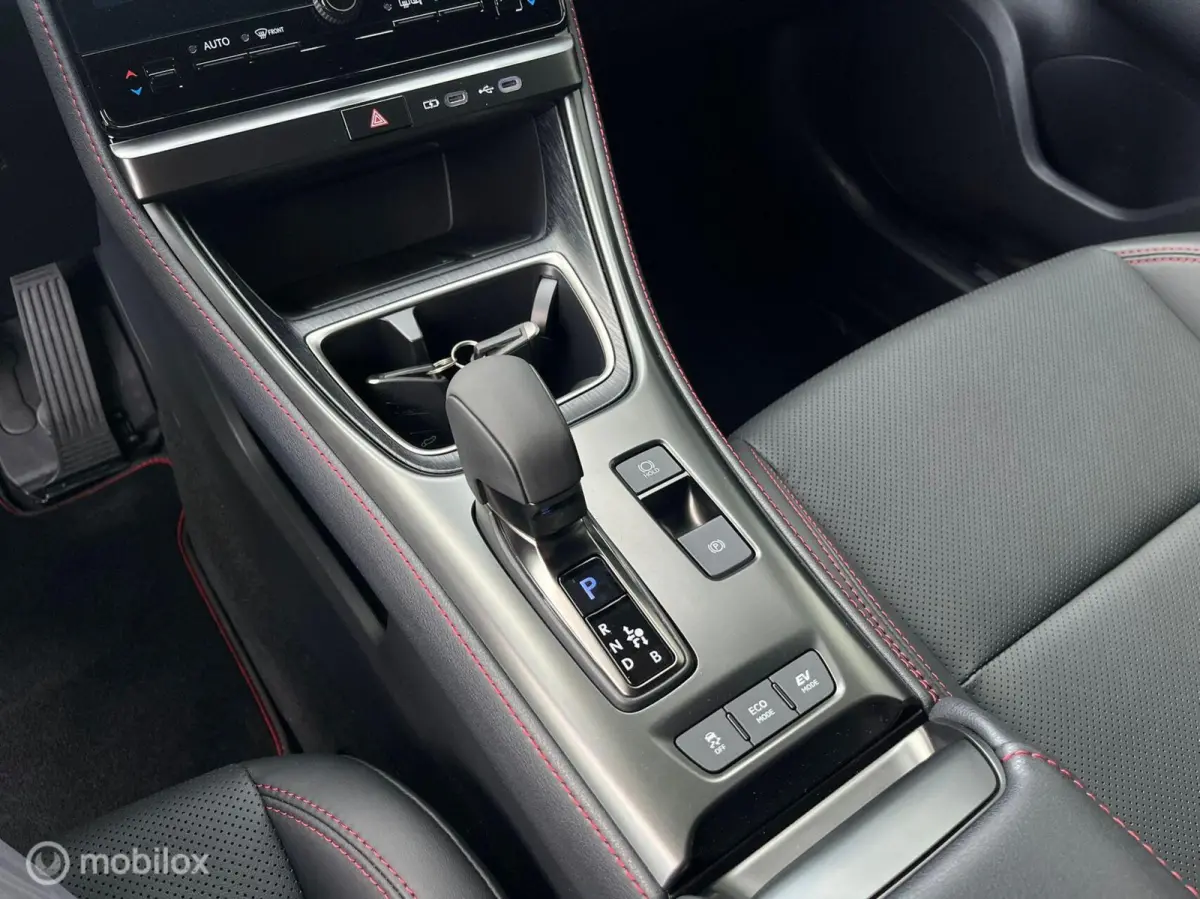 Cool 2WD Leder led Carplay Camera