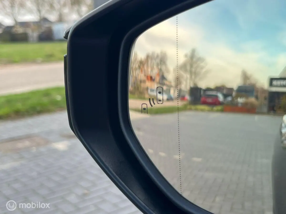 Cool 2WD Leder led Carplay Camera