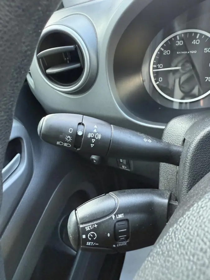 1.2 BENZINE | LAGE KM | NAVI | 1 JAAR GARANTIE