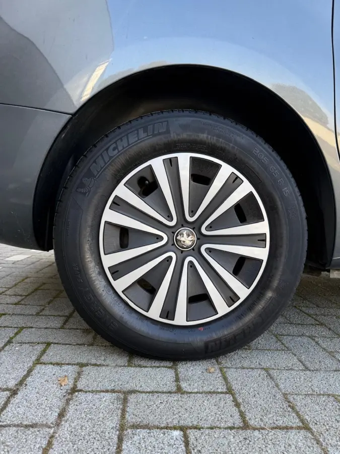 1.2 BENZINE | LAGE KM | NAVI | 1 JAAR GARANTIE