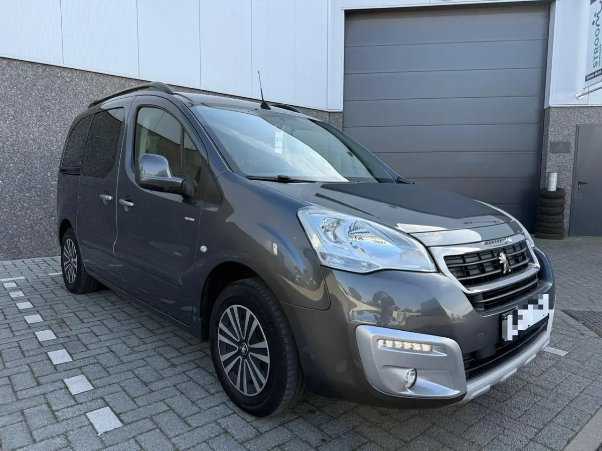1.2 BENZINE | LAGE KM | NAVI | 1 JAAR GARANTIE