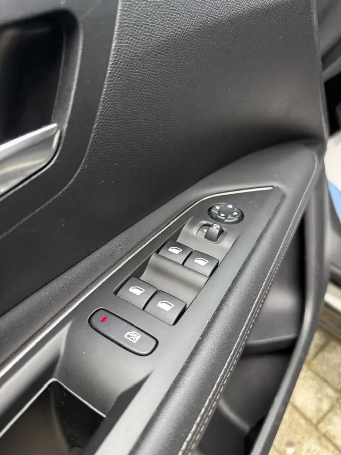 1.2 BENZINE | AUTOMAAT | PANO | 1 JAAR GARANTIE