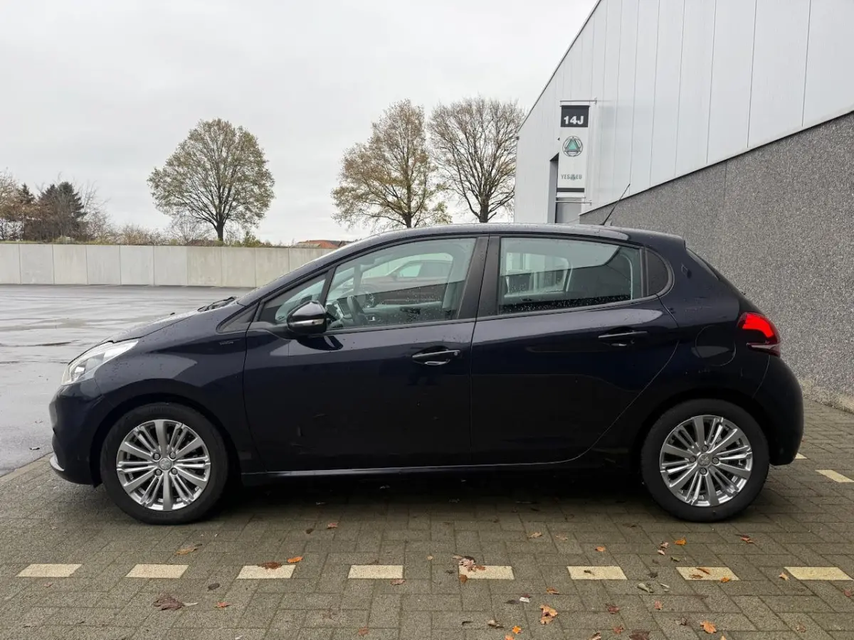 SIGNATURE | NAVIGATIE | 5DR | 1 JAAR GARANTIE