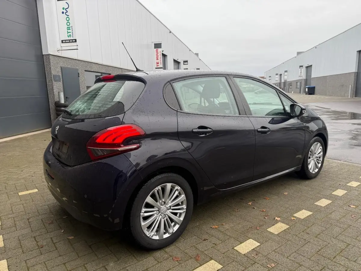 SIGNATURE | NAVIGATIE | 5DR | 1 JAAR GARANTIE