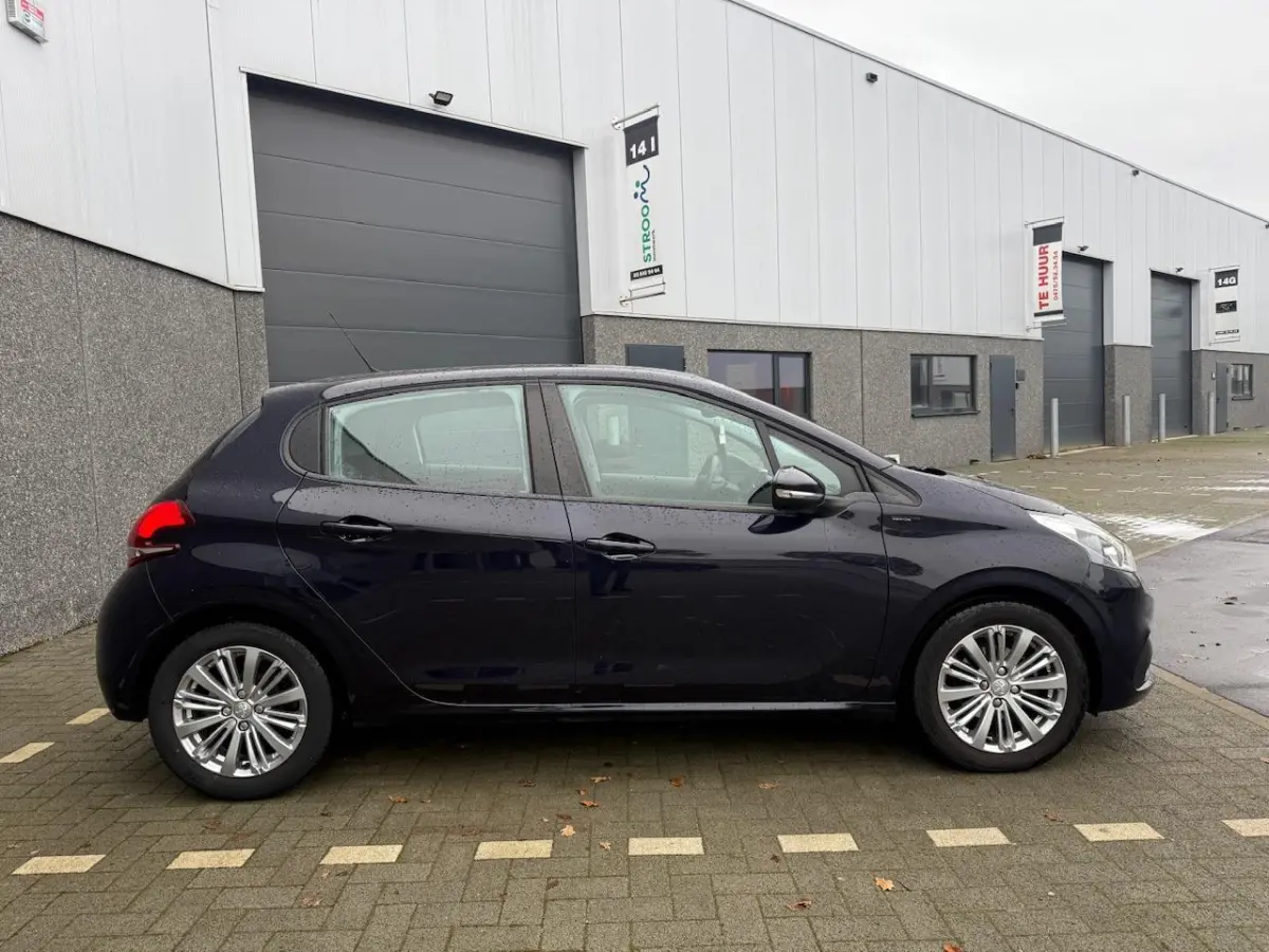 SIGNATURE | NAVIGATIE | 5DR | 1 JAAR GARANTIE