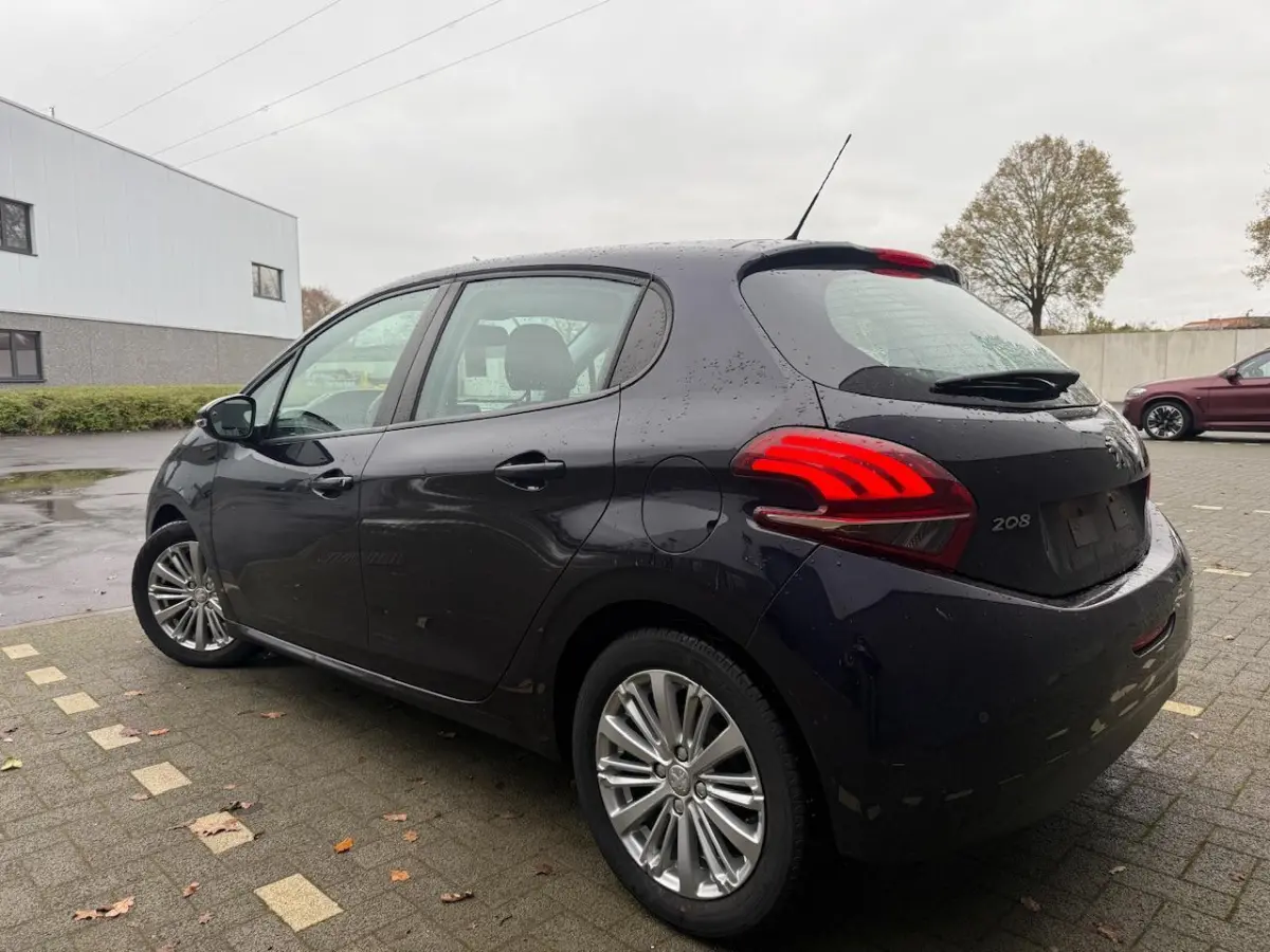 SIGNATURE | NAVIGATIE | 5DR | 1 JAAR GARANTIE