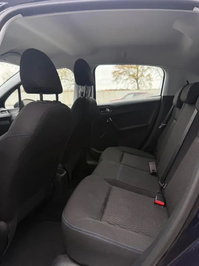 SIGNATURE | NAVIGATIE | 5DR | 1 JAAR GARANTIE