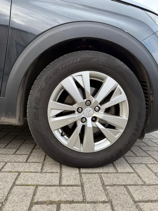 1.2 BENZINE | 5 ZITPLAATSEN | 1 JAAR GARANTIE