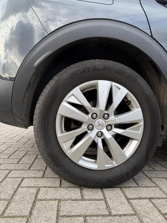 1.2 BENZINE | 5 ZITPLAATSEN | 1 JAAR GARANTIE