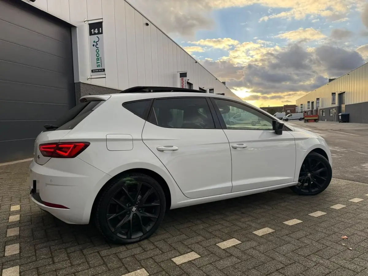 1.5 TSI FR 130 PK | PANO | CAMERA | 1 JAAR GARANTIE