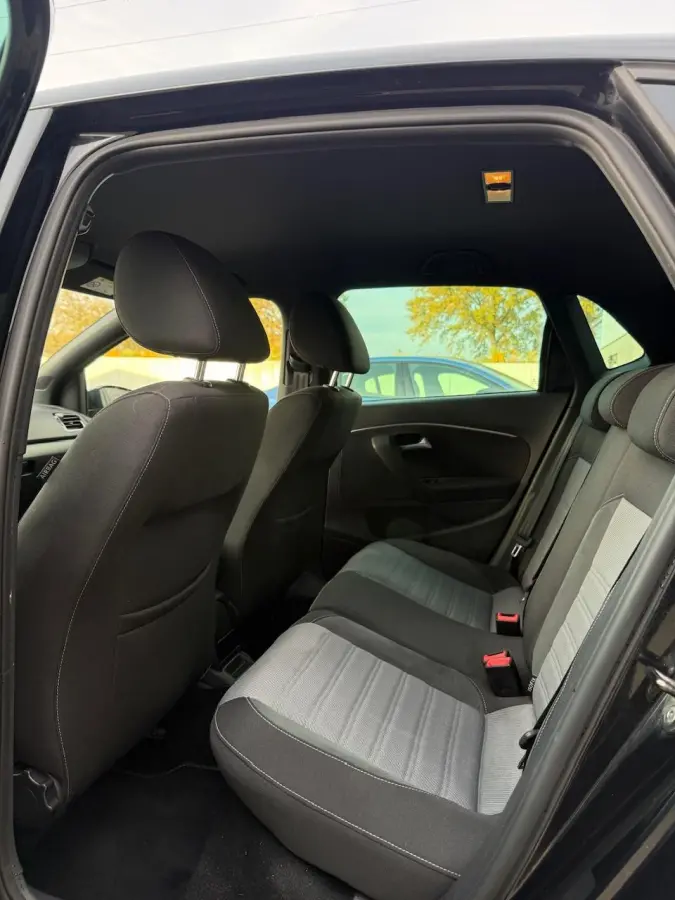 1.2 TSI R-LINE 90PK | NAVI | 1 JAAR GARANTIE
