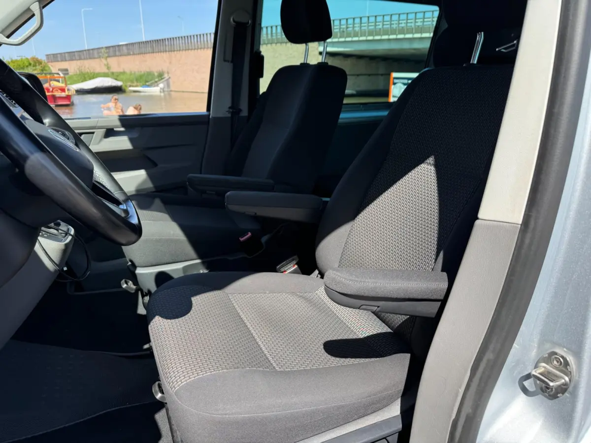 2.0 TDI L2H1 30 DC Bulli **CAMERA + CRUISE + CARPLAY**