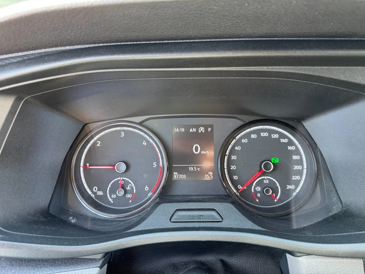 2.0 TDI L2H1 30 DC Bulli **CAMERA + CRUISE + CARPLAY**