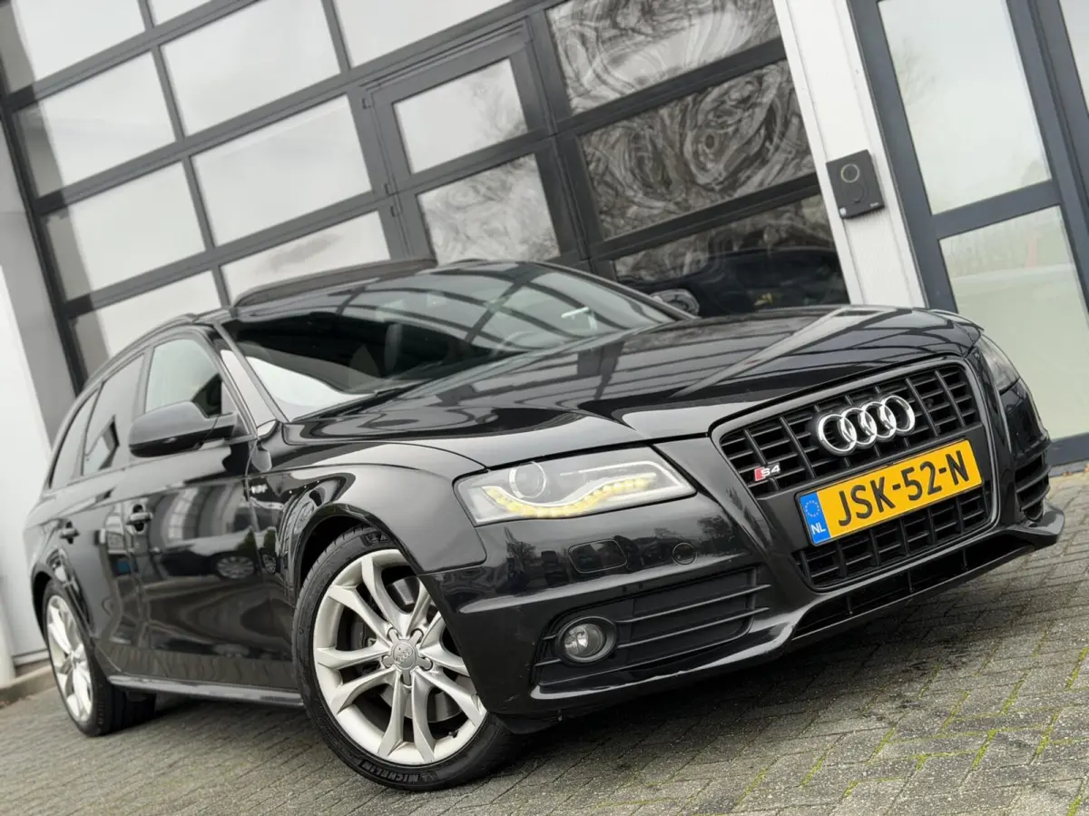3.0 TFSI S4 quattro Pro Line
