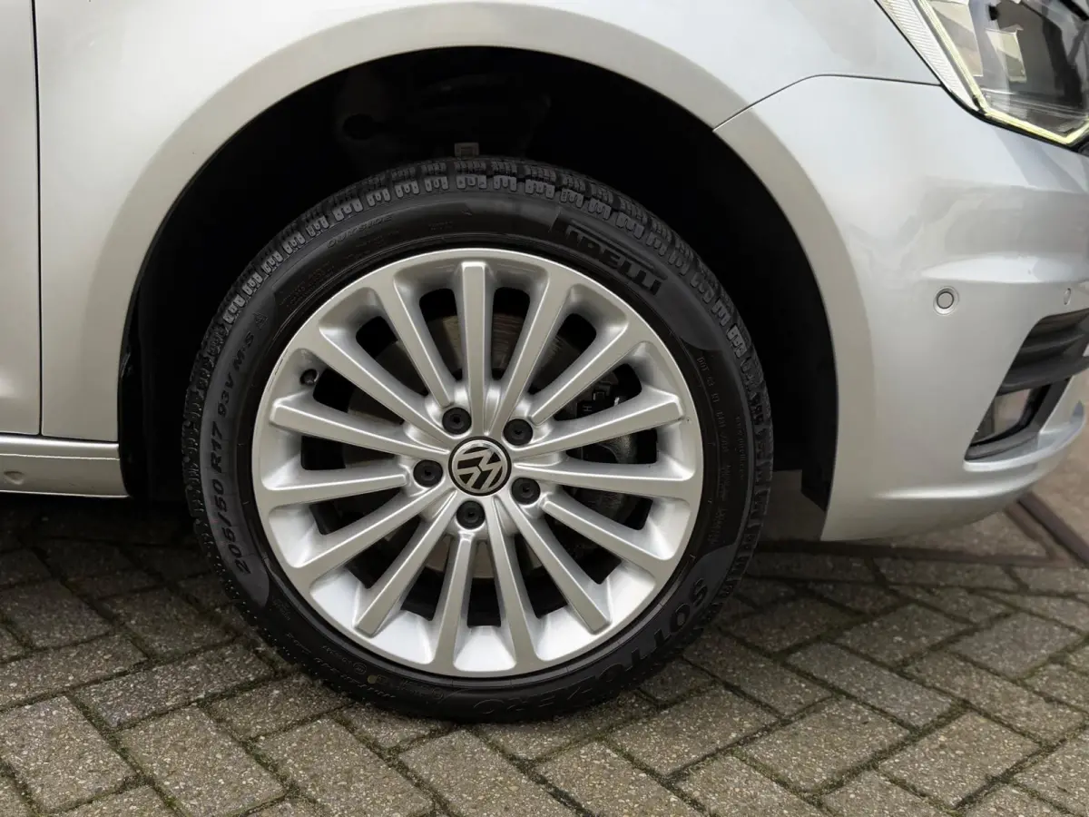 1.4 TSI Trendline DSG/38792km/Zeer nette staat