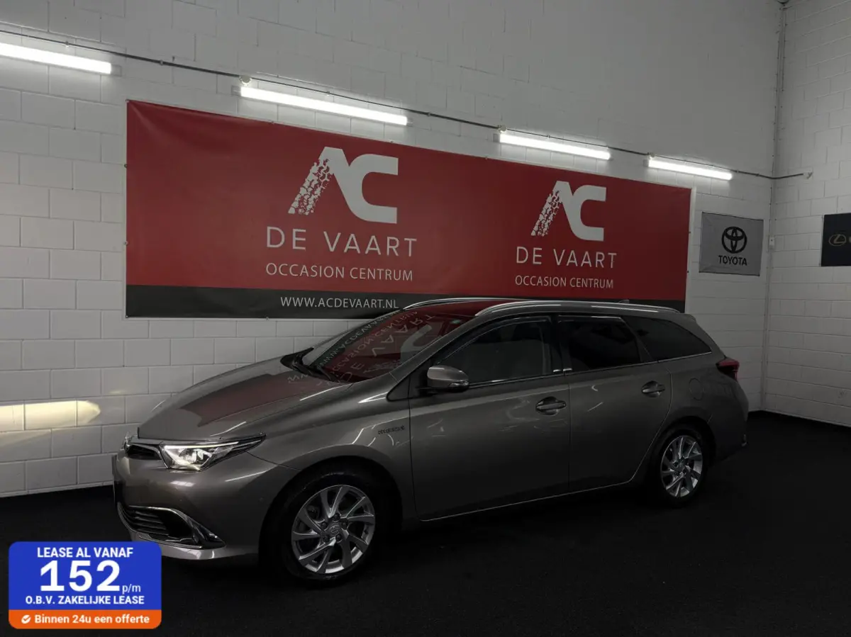 Toyota Auris 2015 Hybride Automatisch leasen