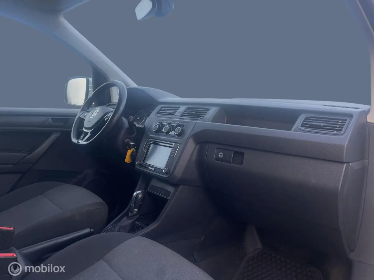 Bestel 1.4 TSI DSG Cruise Led Lichtmetaal Elektr Pakket Trekhaak PDC VOLL Uitgevoerd!