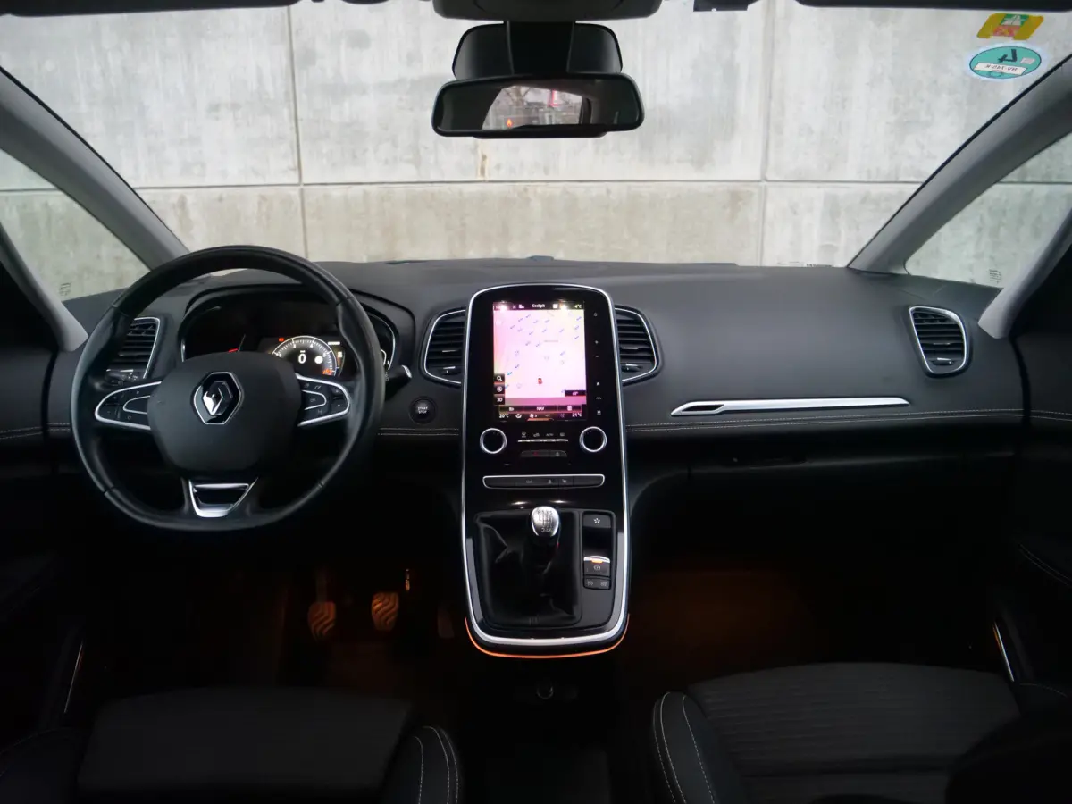 1.2 TCe Bose | NL auto | led | camera | trekhaak | zeer nette staat.
