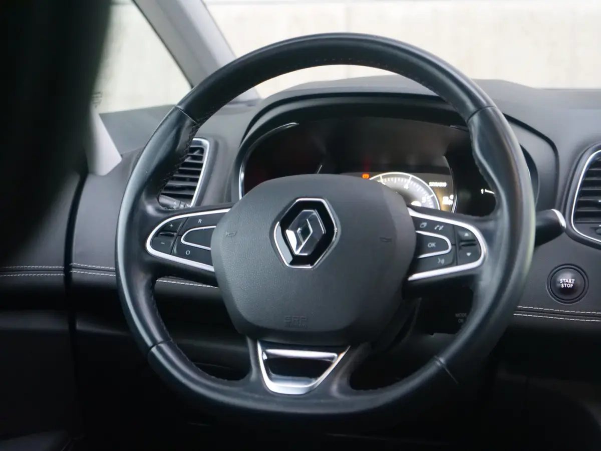 1.2 TCe Bose | NL auto | led | camera | trekhaak | zeer nette staat.