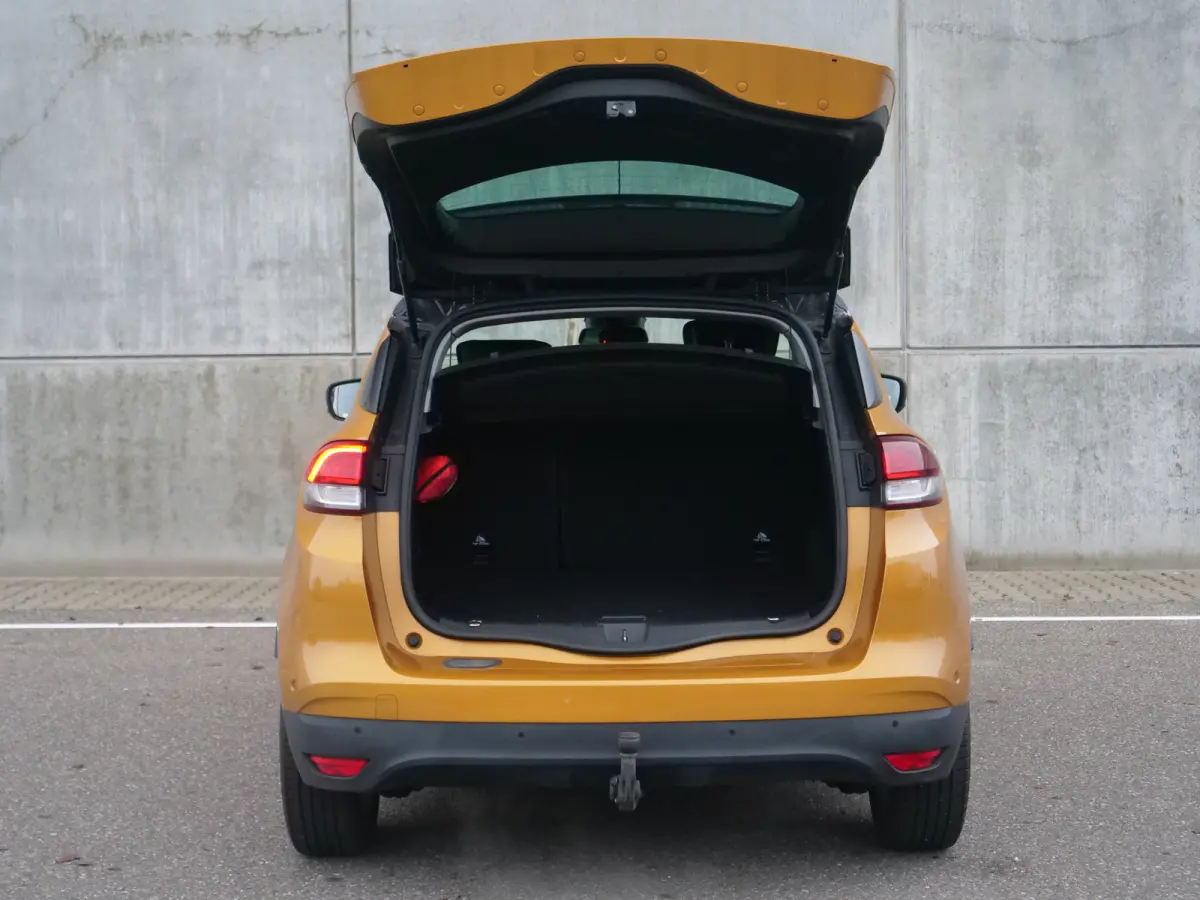 1.2 TCe Bose | NL auto | led | camera | trekhaak | zeer nette staat.