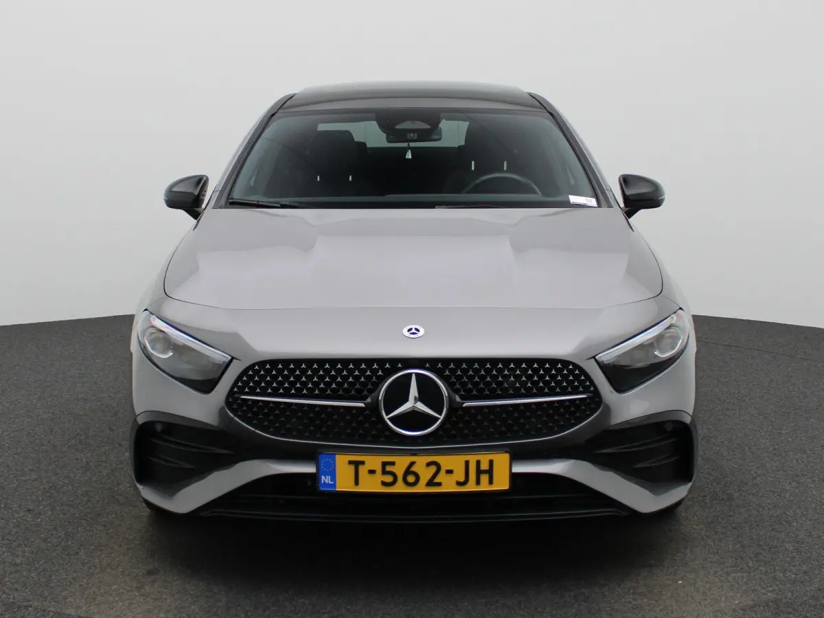 250 e AMG Line | Automaat | Apple Carplay/Android Auto | Panoramadak | Cruise Control | Achteruitrijcamera | Lichtmetalen Velgen |