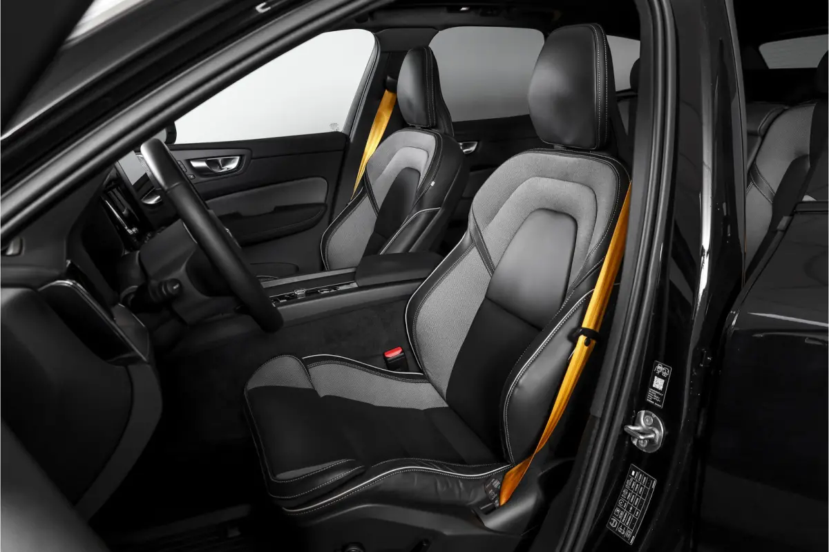 2.0 T8 Plug-in-hybrid AWD Polestar Engineered - Facelift MY26 | Elek. trekhaak | S/K-Panodak | Dig.Cockpit | Adapt.Cruise | Harman/Kardon | Stoel+-Stuurverw. | Elek. stoelen | 360 Camera | N