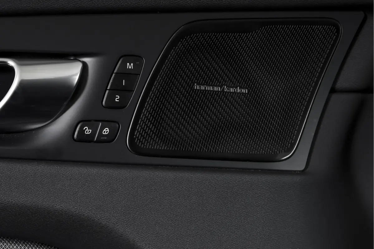 2.0 T8 Plug-in-hybrid AWD Polestar Engineered - Facelift MY26 | Elek. trekhaak | S/K-Panodak | Dig.Cockpit | Adapt.Cruise | Harman/Kardon | Stoel+-Stuurverw. | Elek. stoelen | 360 Camera | N