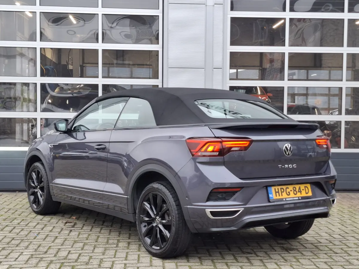 1.5 TSI R-Line | Navigatie/Android/Apple Carplay | LM Velgen 17" | Voorstoelen/Stuurwiel Verwarmd | Adaptive Cruise Control | Achteruitrijcamera | Airco |